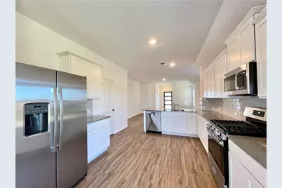 126 Canley Loop, Hutto, TX 78634 - Photo 7