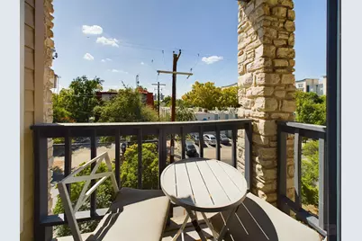 711 W 21st Street #304, Austin, TX 78705 - Photo 5