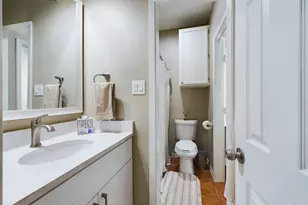 711 W 21st St, Austin, TX 78705 - Photo 9