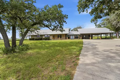 6589 State Highway 304 Highway, Harwood, TX 78632 - Photo 3