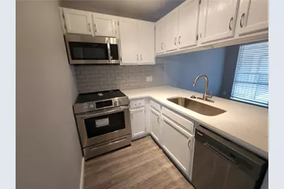 2815 Rio Grande Street #215, Austin, TX 78705 - Photo 3