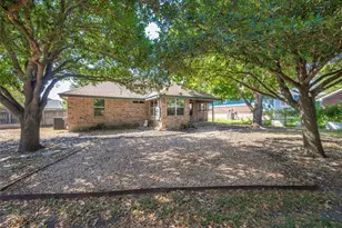 1710 Oaklawn Dr, Taylor, TX 76574 - Photo 31