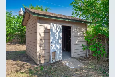 1710 Oaklawn Drive, Taylor, TX 76574 - Photo 33