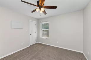 1710 Oaklawn Dr, Taylor, TX 76574 - Photo 23