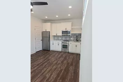 7601 Carver Avenue #2, Austin, TX 78752 - Photo 9