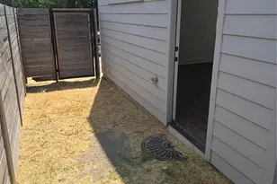 7601 Carver Ave, Austin, TX 78752 - Photo 9