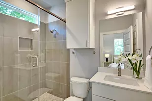 7601 Carver Ave, Austin, TX 78752 - Photo 3