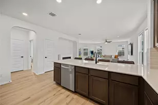 137 Lost Treasure Ter, Georgetown, TX 78628 - Photo 5