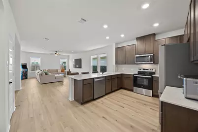 137 Lost Treasure Terrace, Georgetown, TX 78628 - Photo 3