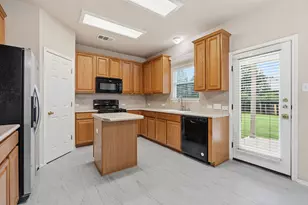 10704 Harley Ave, Austin, TX 78748 - Photo 13