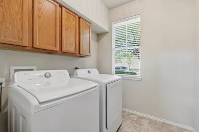 10704 Harley Avenue, Austin, TX 78748 - Photo 23