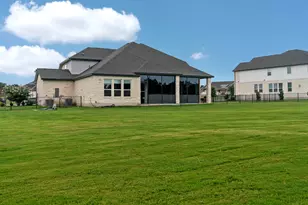 209 Northcrest Dr, Liberty Hill, TX 78642 - Photo 5