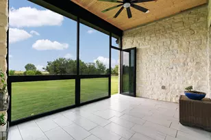 209 Northcrest Dr, Liberty Hill, TX 78642 - Photo 31