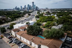 1304 Summit St, Austin, TX 78741 - Photo 23