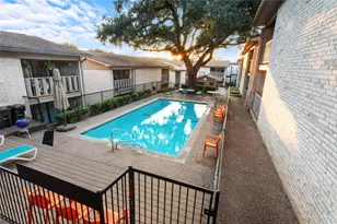 1304 Summit St, Austin, TX 78741 - Photo 15