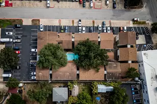 1304 Summit St, Austin, TX 78741 - Photo 27