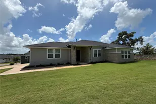 109 Surfside St, San Marcos, TX 78666 - Photo 3