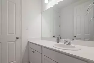 228 Citation Dr, Jarrell, TX 76537 - Photo 15