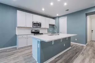 228 Citation Dr, Jarrell, TX 76537 - Photo 7