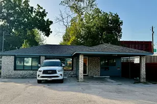 4402 Merle Dr, Austin, TX 78745 - Photo 1