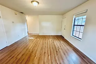5207 Thunderbird St, Lago Vista, TX 78645 - Photo 5