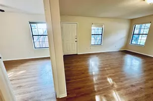 5207 Thunderbird St, Lago Vista, TX 78645 - Photo 9