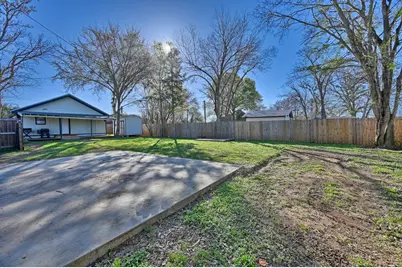 533 Giddings Street, Lexington, TX 78947 - Photo 3