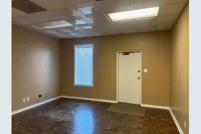 702 Chestnut St Street #106, Bastrop, TX 78602 - Photo 3