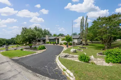 703 Vanguard Street, Lakeway, TX 78734 - Photo 37