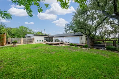 703 Vanguard Street, Lakeway, TX 78734 - Photo 31