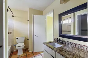 8102 Treehouse Ln, Austin, TX 78749 - Photo 7