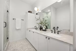800 Embassy Dr, Austin, TX 78702 - Photo 17