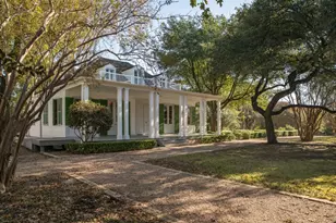 800 Embassy Dr, Austin, TX 78702 - Photo 33