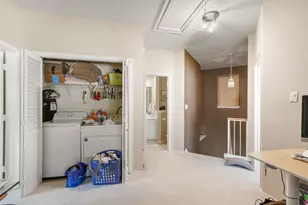1900 Scofield Ridge Pkwy, Austin, TX 78727 - Photo 17