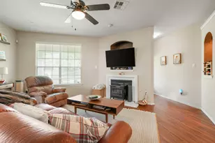 1900 Scofield Ridge Pkwy, Austin, TX 78727 - Photo 3