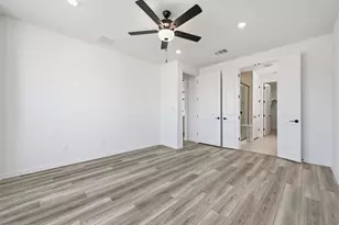 220 Wingstem Wy, Georgetown, TX 78633 - Photo 9