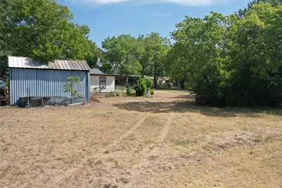 910 E 20th Street, Georgetown, TX 78626 - Photo 15