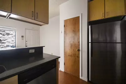 2815 Rio Grande Street #109, Austin, TX 78705 - Photo 9