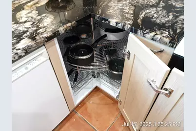 1712 Creek Bend Circle, Round Rock, TX 78681 - Photo 9