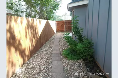 1712 Creek Bend Circle, Round Rock, TX 78681 - Photo 15