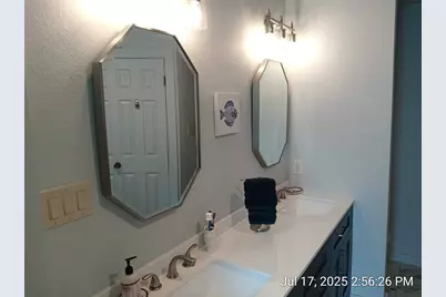 1712 Creek Bend Circle, Round Rock, TX 78681 - Photo 13