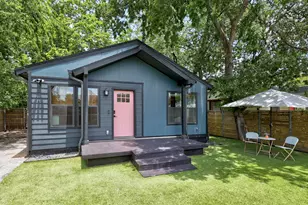 2714 E 2nd St, Austin, TX 78702 - Photo 15