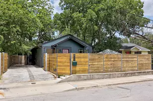 2714 E 2nd St, Austin, TX 78702 - Photo 31