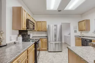 5805 Alomar Cove, Del Valle, TX 78617 - Photo 9