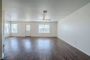 18224 Canopy Ln, Manor, TX 78653 - Photo 7