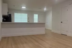 1818 River Crossing Cir, Austin, TX 78741 - Photo 3