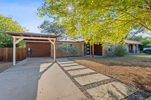 8801 Redfield Ln, Austin, TX 78758 - Photo 23