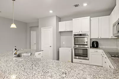 14004 Lyndon B Johnson Street, Manor, TX 78653 - Photo 5