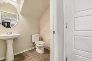 3651 Sandy Brook Dr, Round Rock, TX 78665 - Photo 11