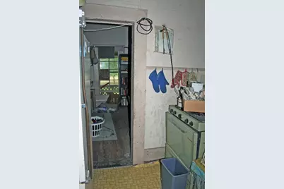 7887 Pettytown Road, Red Rock, TX 78662 - Photo 23